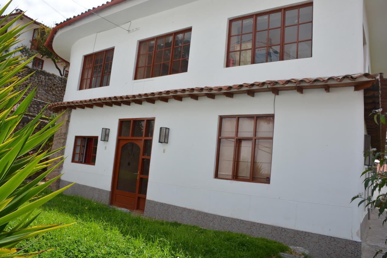 Bed & Breakfast Casa Jardines De Jeyu