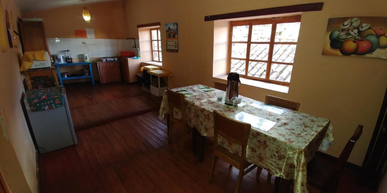 Casa Jardines De Jeyu
